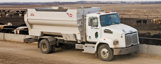 4-Auger Horizontal TMR Mixers